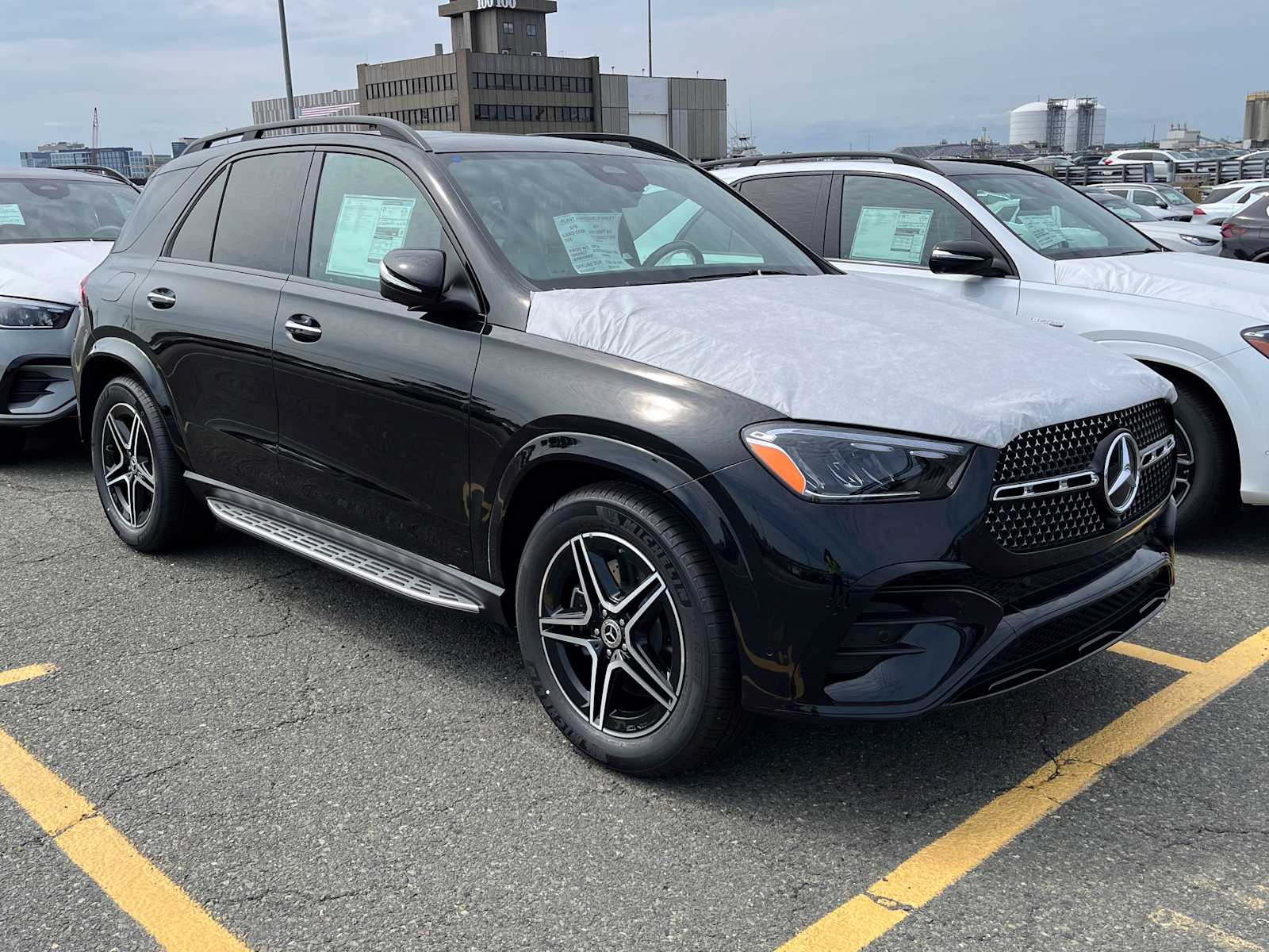 new 2025 Mercedes-Benz GLE 450 car