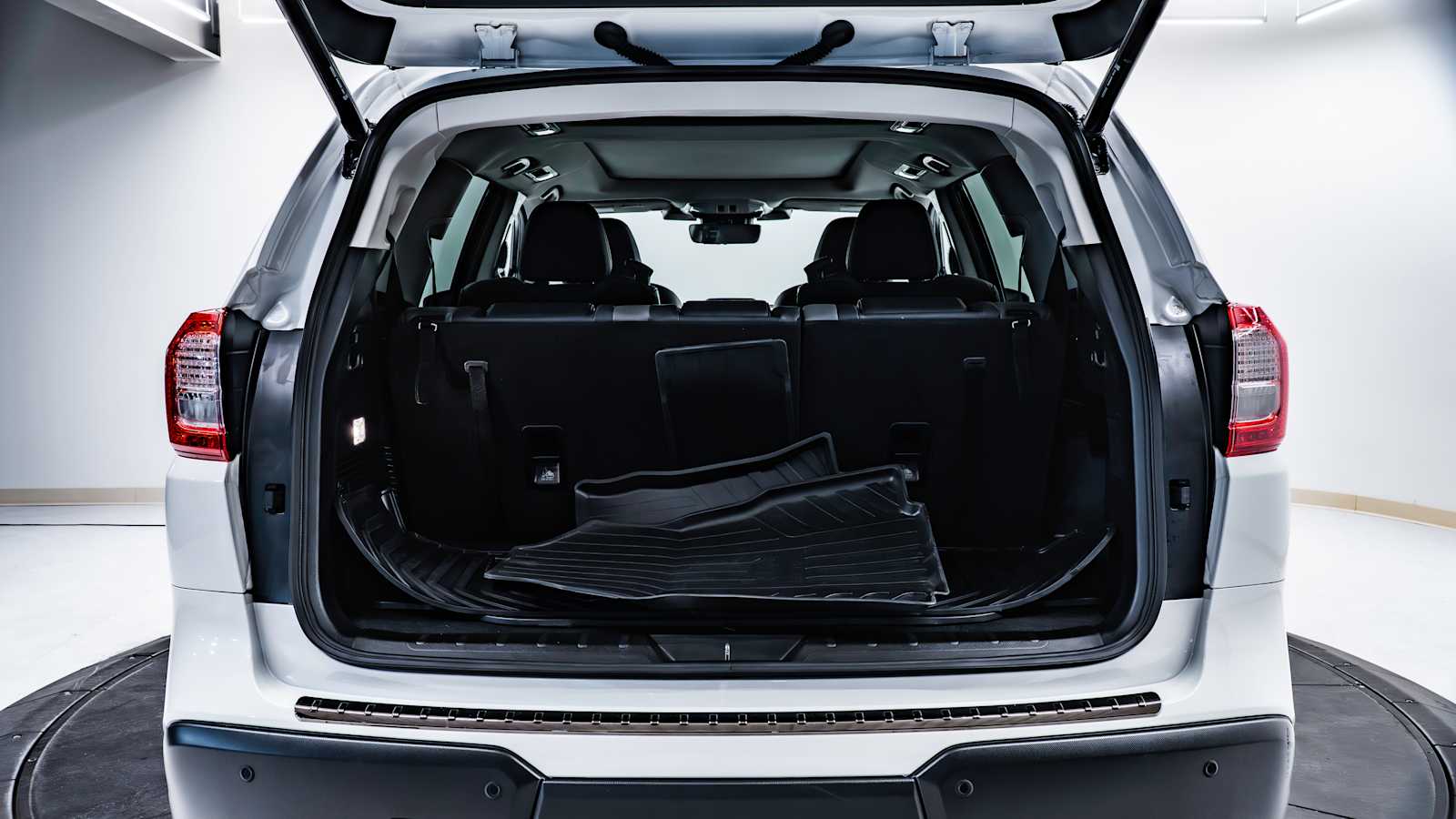 used 2024 Subaru Ascent car, priced at $39,698