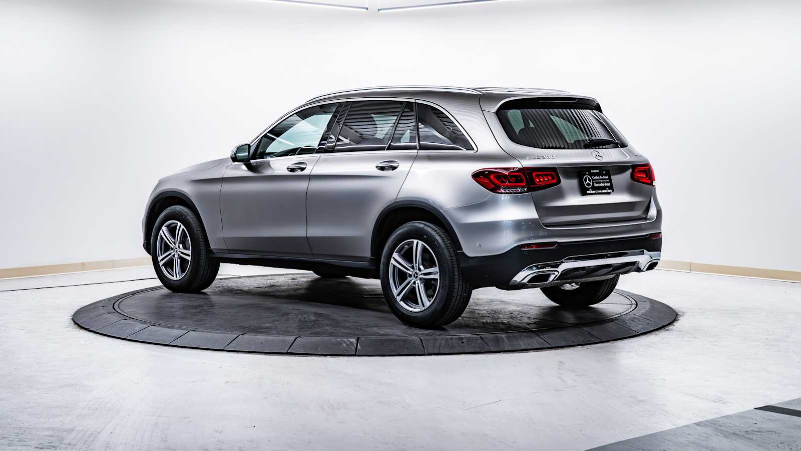 used 2021 Mercedes-Benz GLC 300 car, priced at $33,898