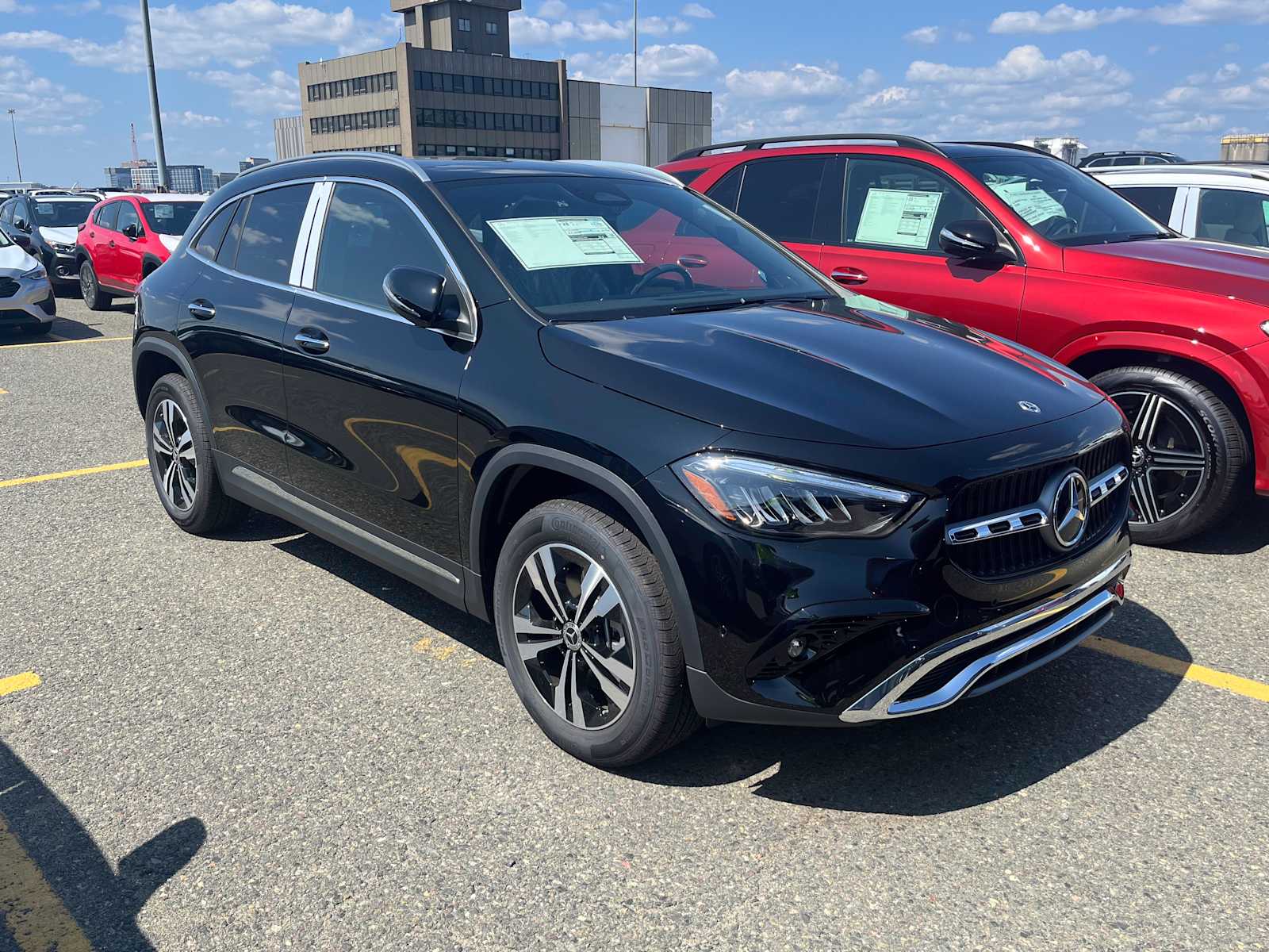 new 2025 Mercedes-Benz GLA 250 car