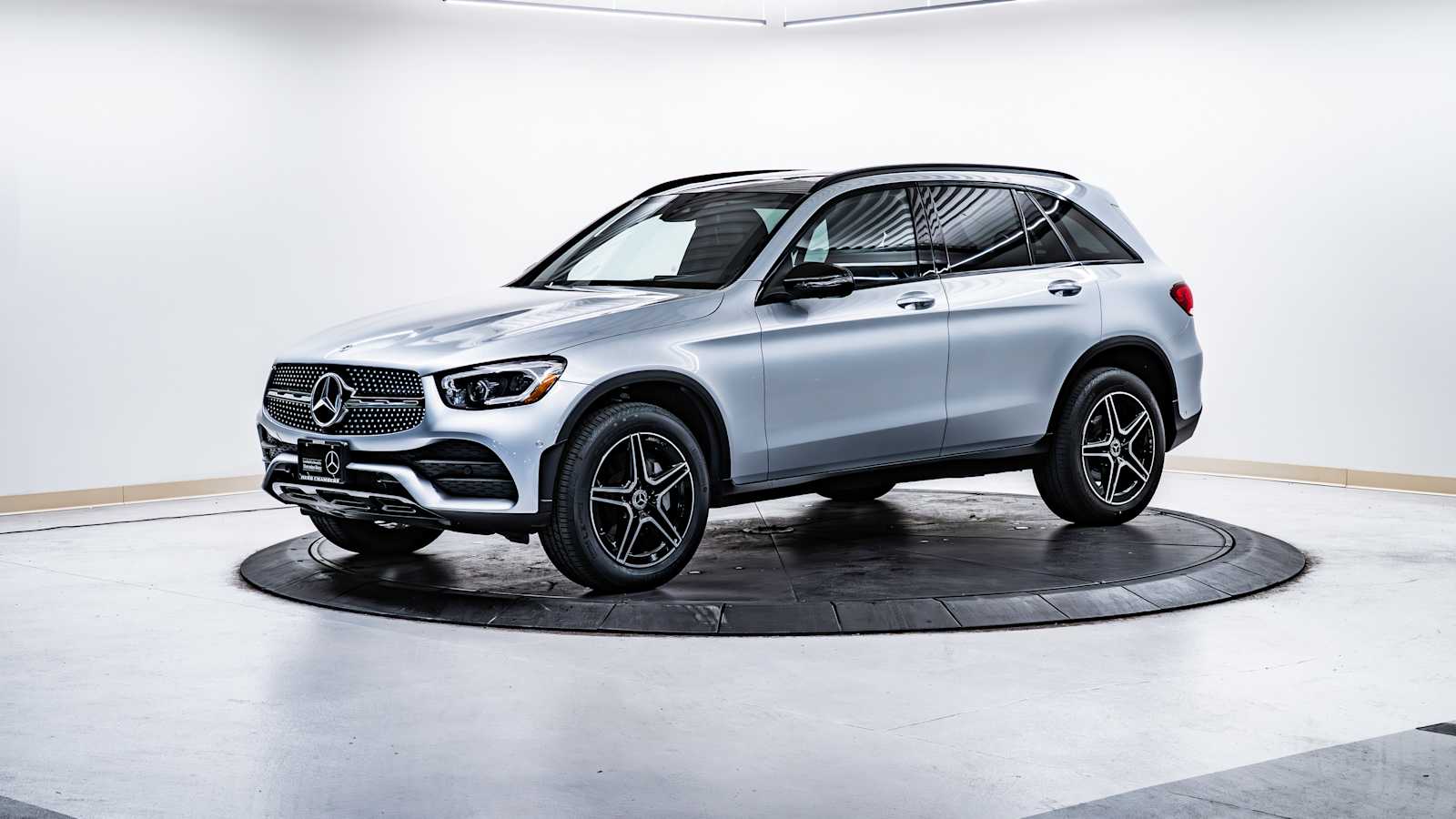 used 2022 Mercedes-Benz GLC 300 car, priced at $37,498