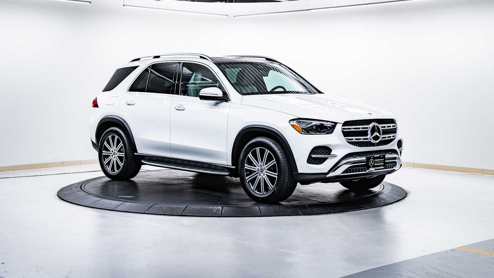 used 2025 Mercedes-Benz GLE 350 car, priced at $63,332