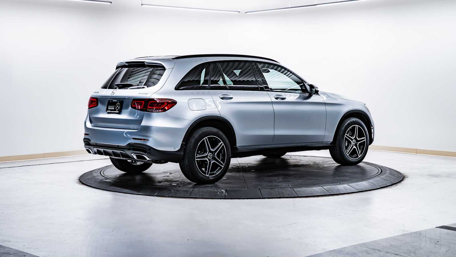 used 2022 Mercedes-Benz GLC 300 car, priced at $37,498