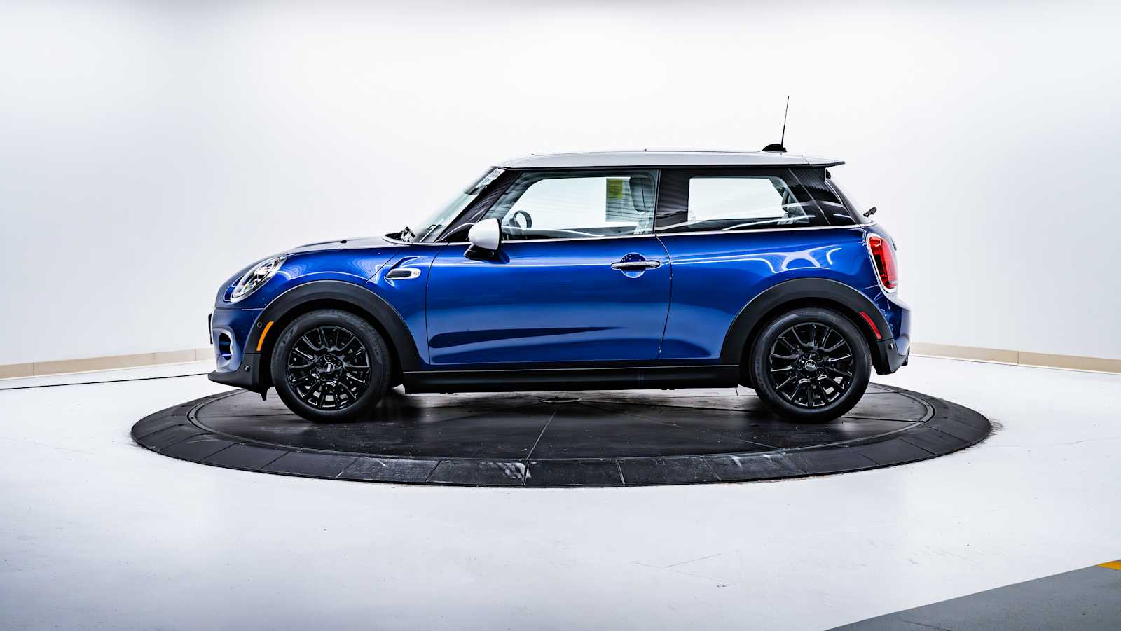 used 2019 MINI Hardtop 2 Door car, priced at $16,998