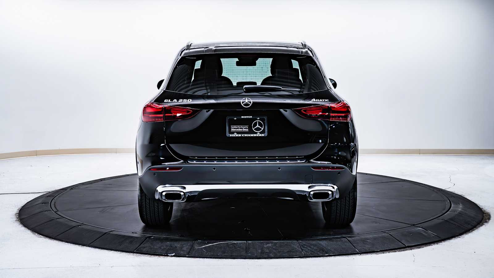 used 2025 Mercedes-Benz GLA 250 car, priced at $43,498