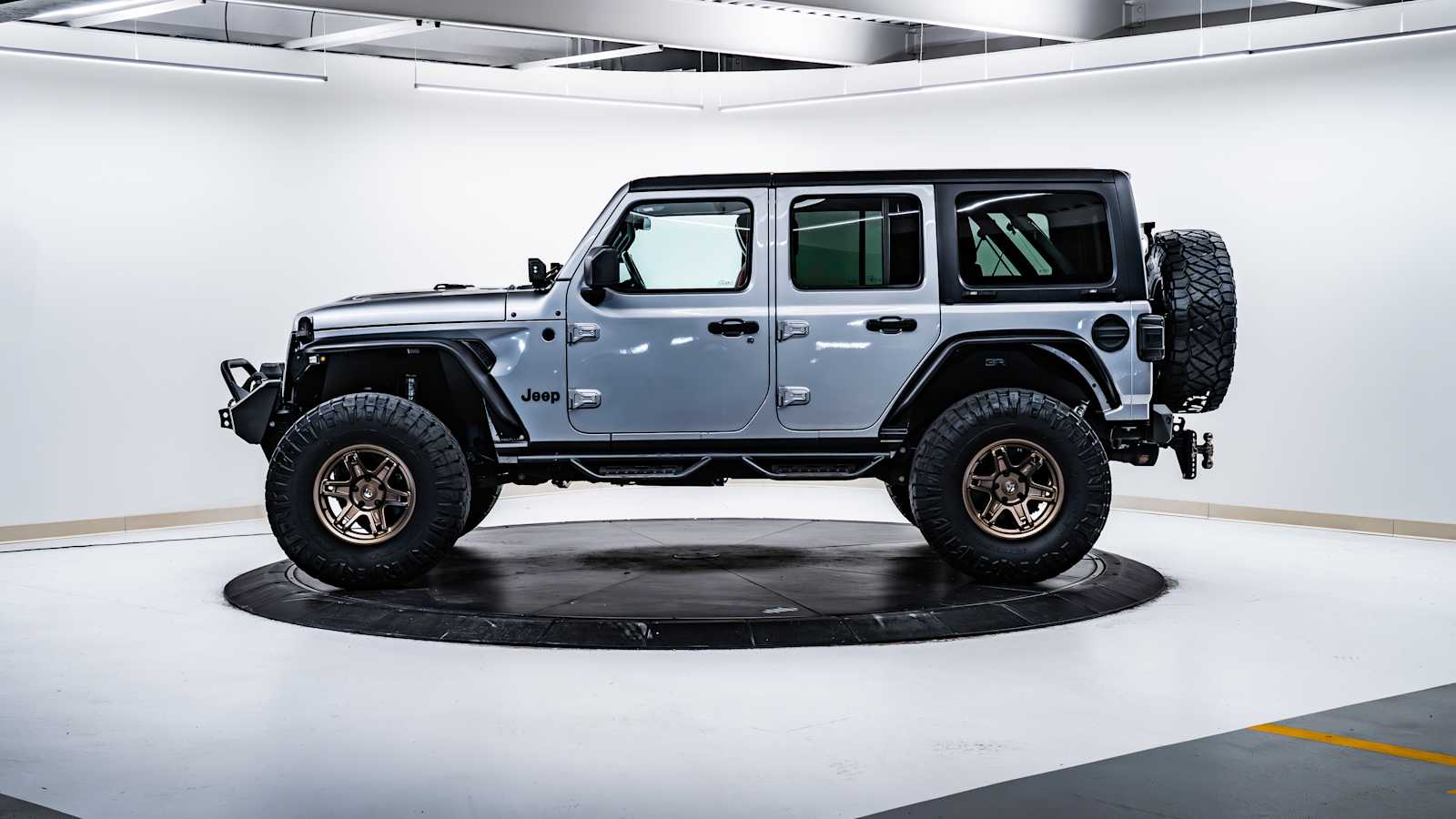 used 2021 Jeep Wrangler car, priced at $32,998