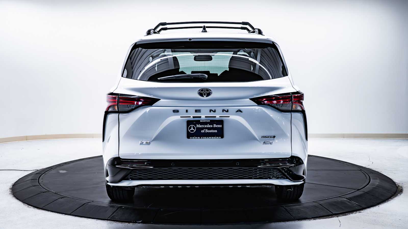 used 2021 Toyota Sienna car, priced at $39,898