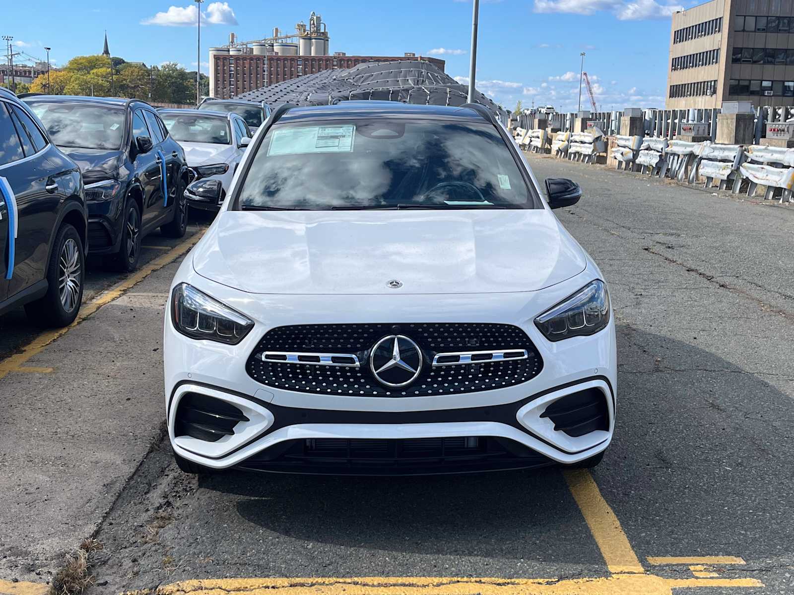 new 2025 Mercedes-Benz GLA 250 car