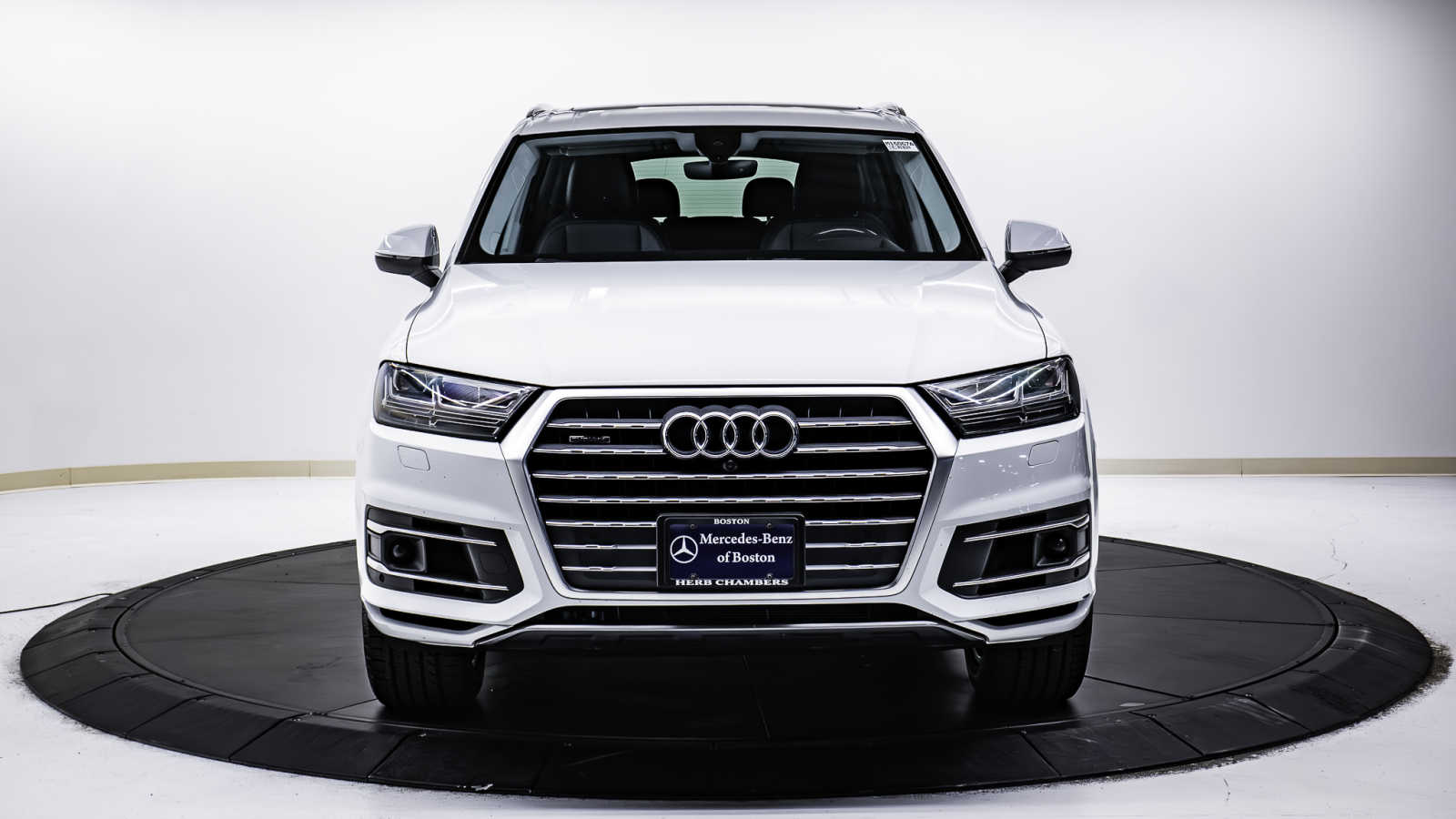 used 2018 Audi Q7 car, priced at $22,498