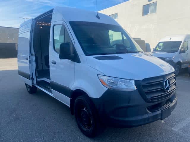 new 2025 Mercedes-Benz Sprinter car