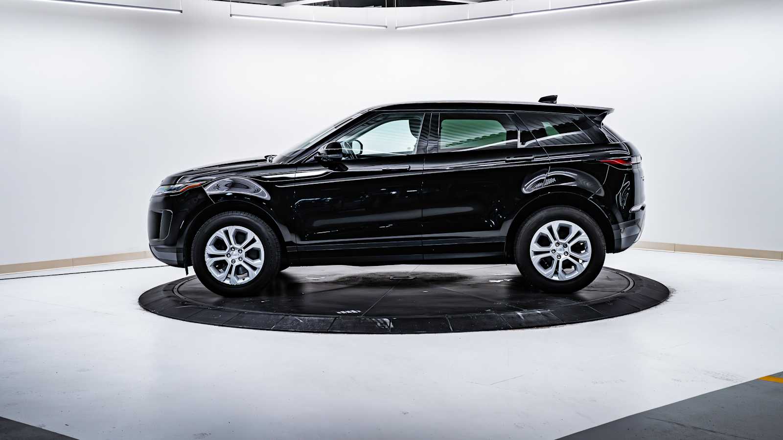 used 2020 Land Rover Range Rover Evoque car, priced at $24,398