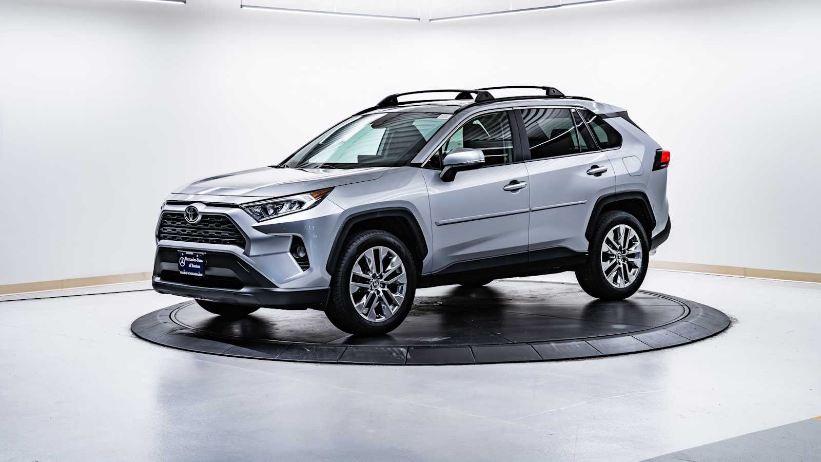 used 2019 Toyota RAV4 car, priced at $25,998