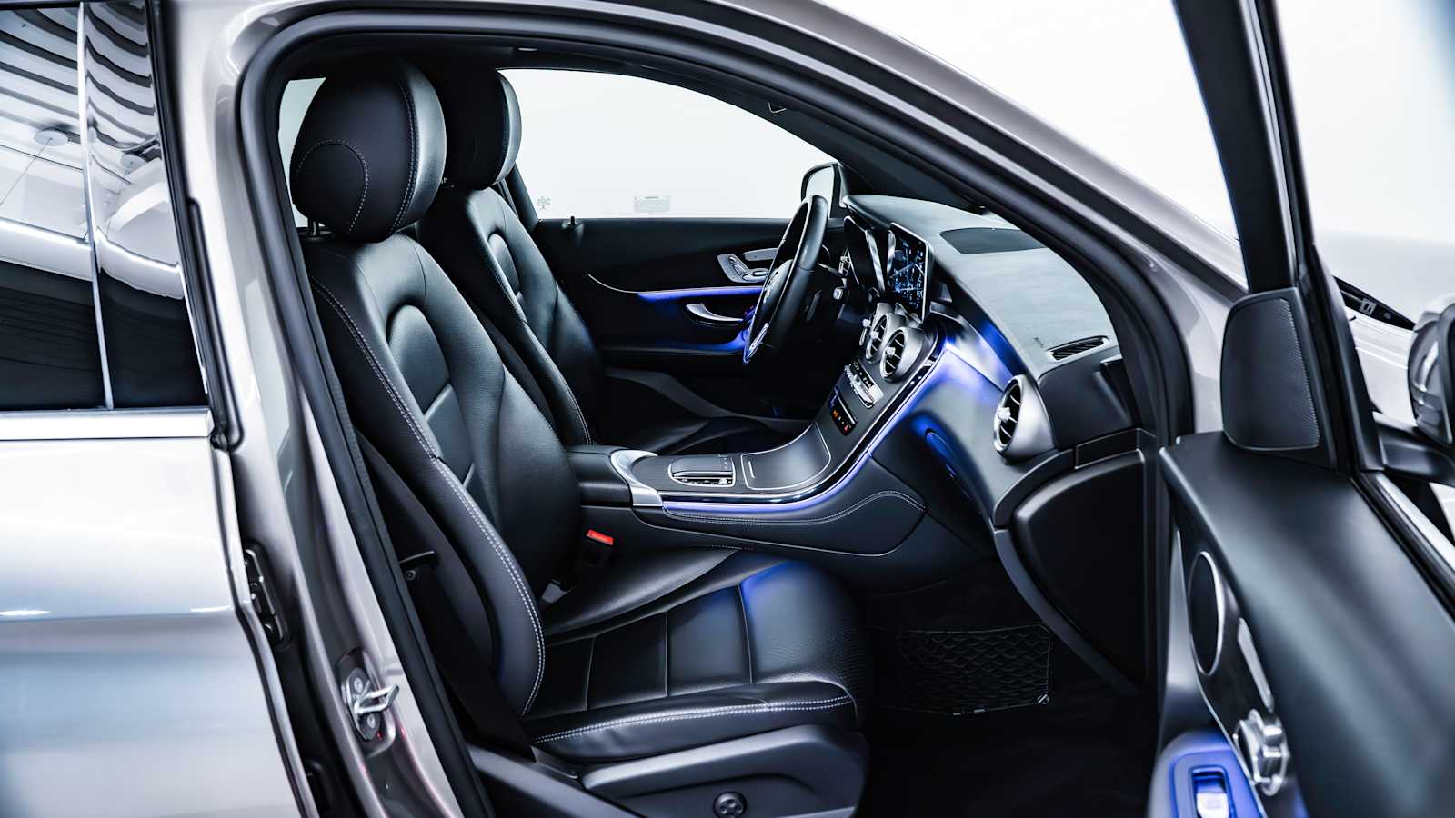 used 2020 Mercedes-Benz GLC 300 car, priced at $18,998