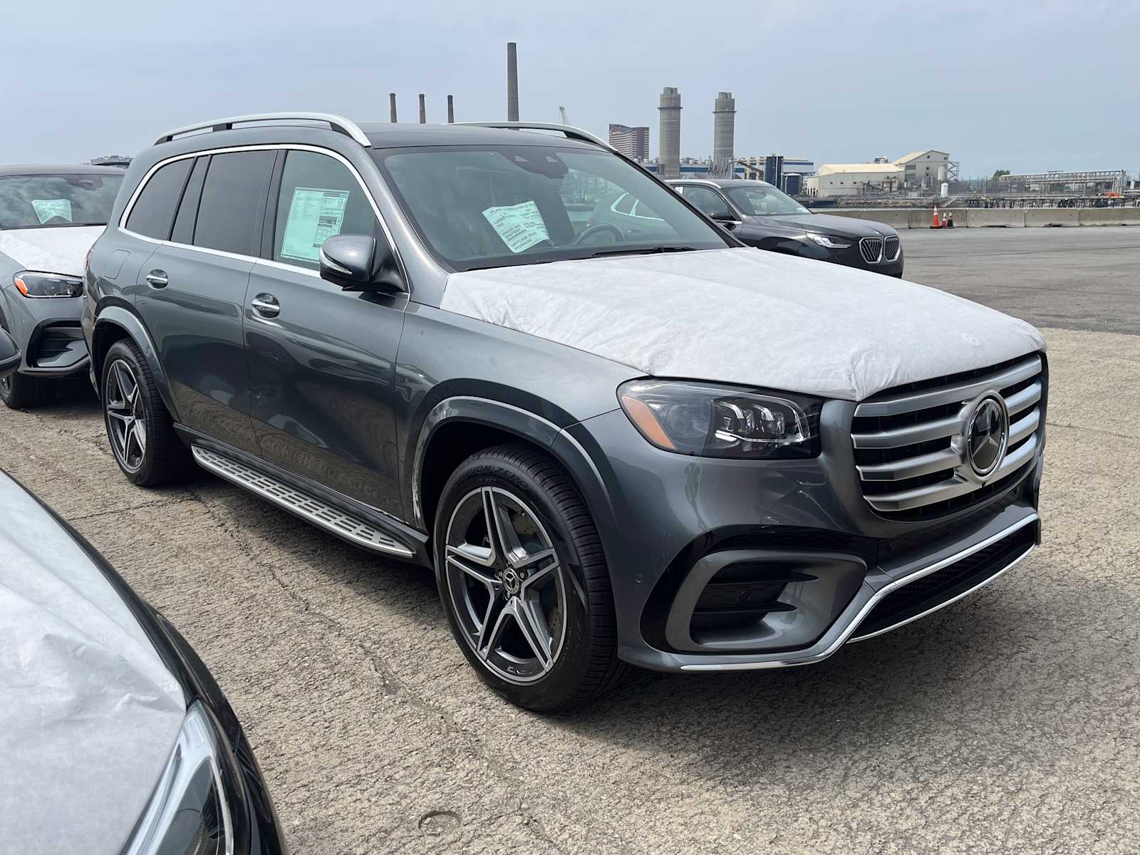 new 2025 Mercedes-Benz GLS 450 car