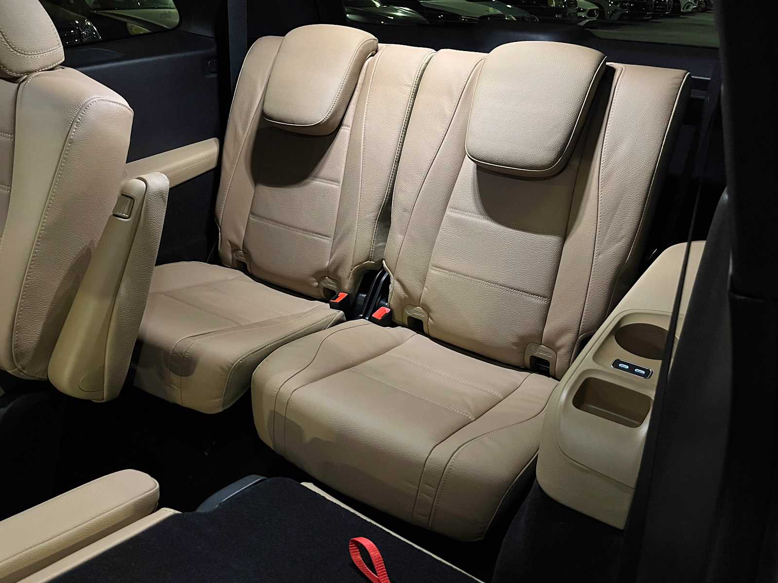 new 2025 Mercedes-Benz GLS 450 car