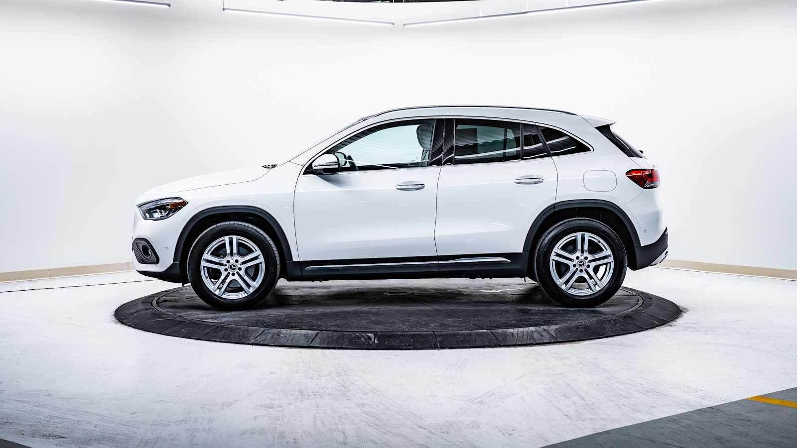 used 2022 Mercedes-Benz GLA 250 car, priced at $34,998