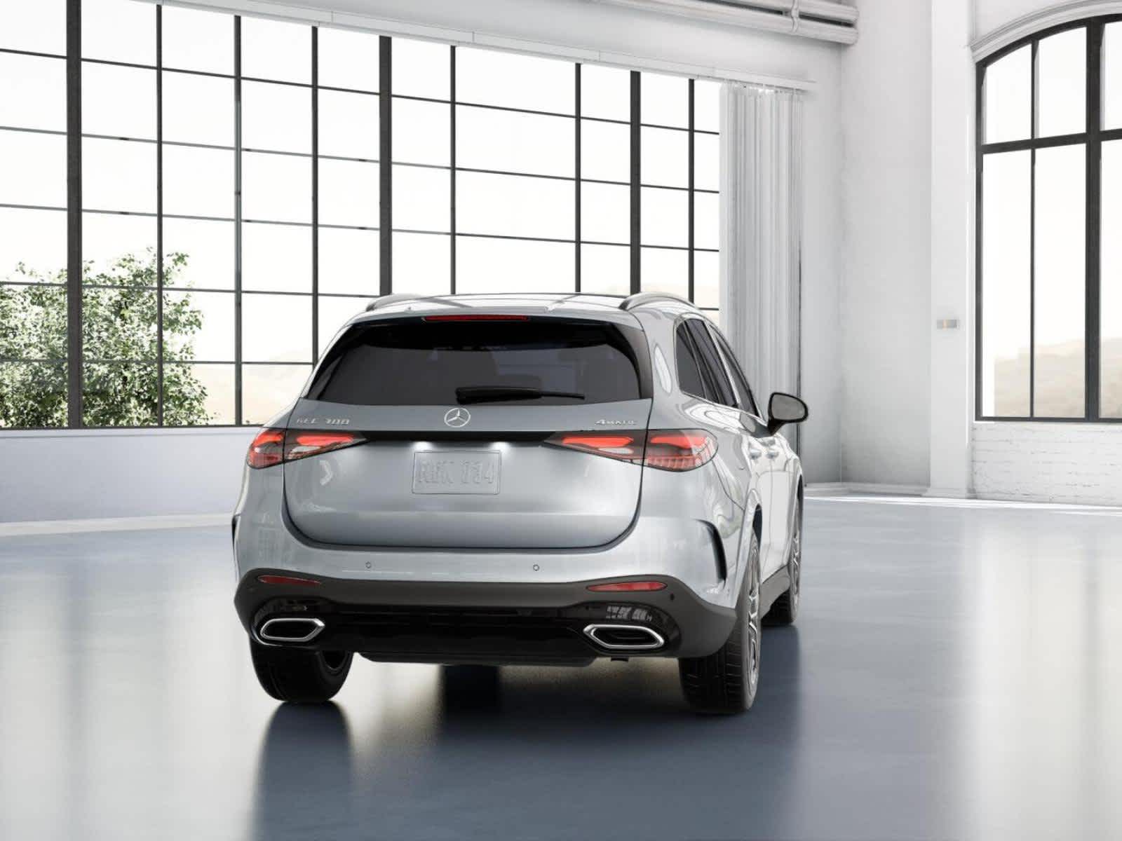 new 2025 Mercedes-Benz GLC 300 car