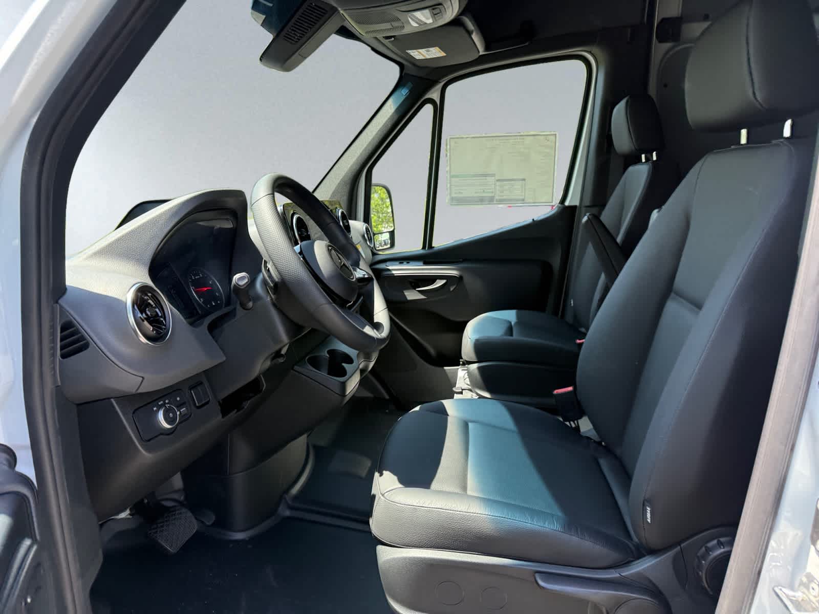 new 2025 Mercedes-Benz Sprinter car