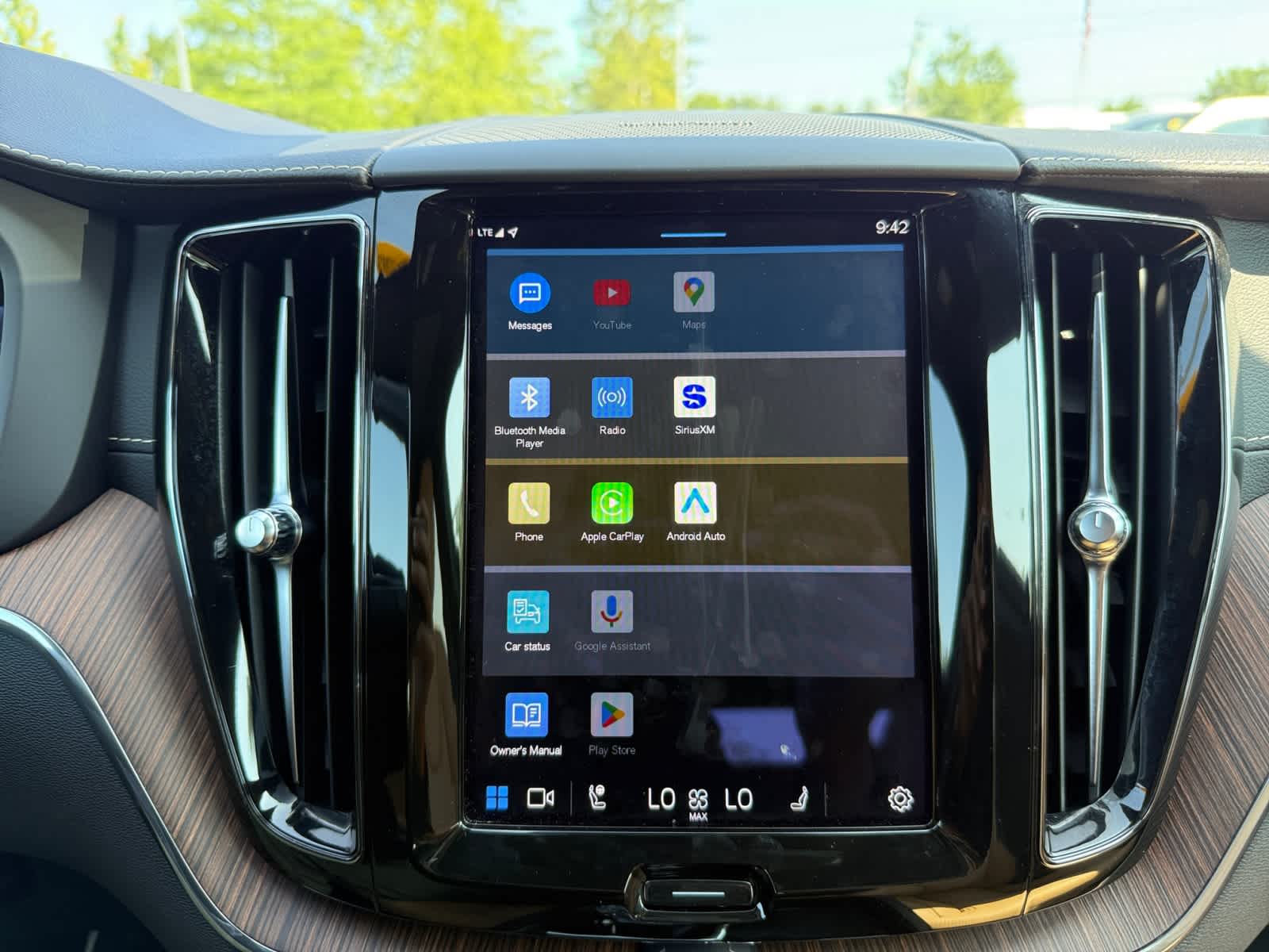 used 2022 Volvo XC60 car, priced at $39,488