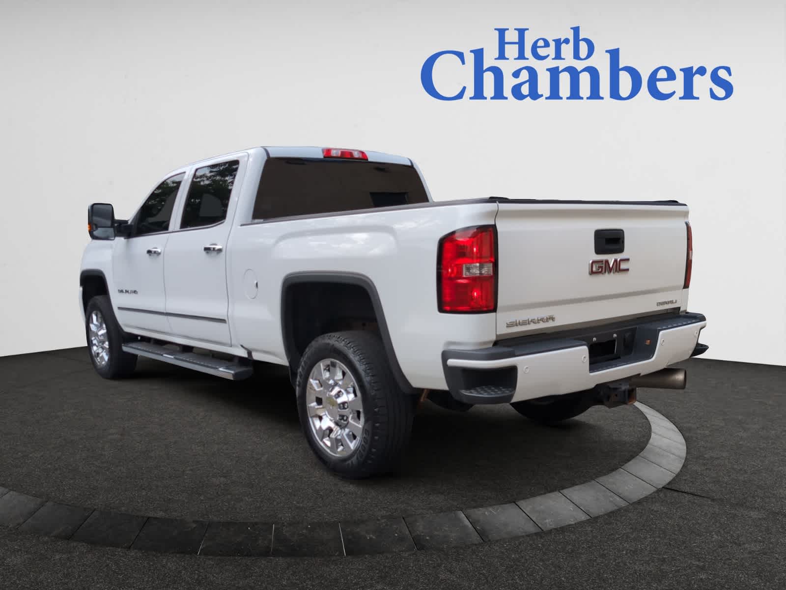used 2019 GMC Sierra 2500HD car, priced at $47,988