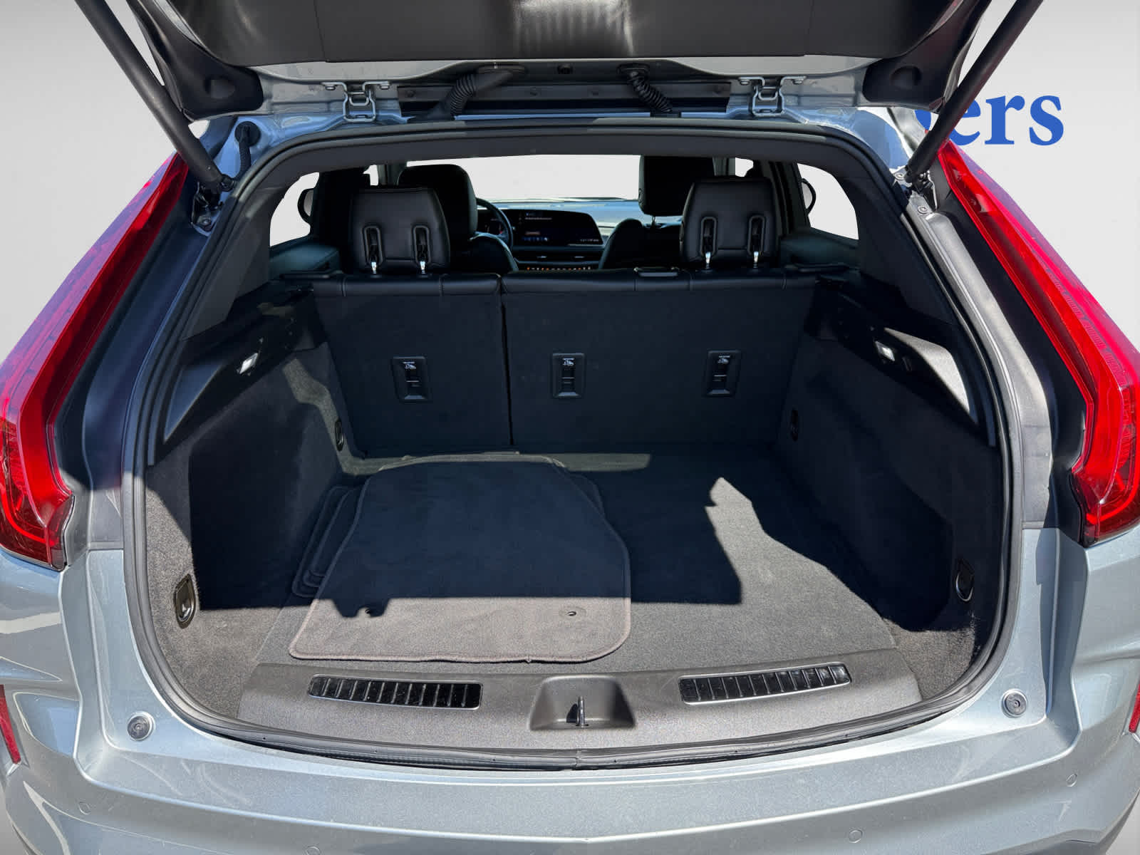 used 2024 Cadillac XT4 car, priced at $37,988