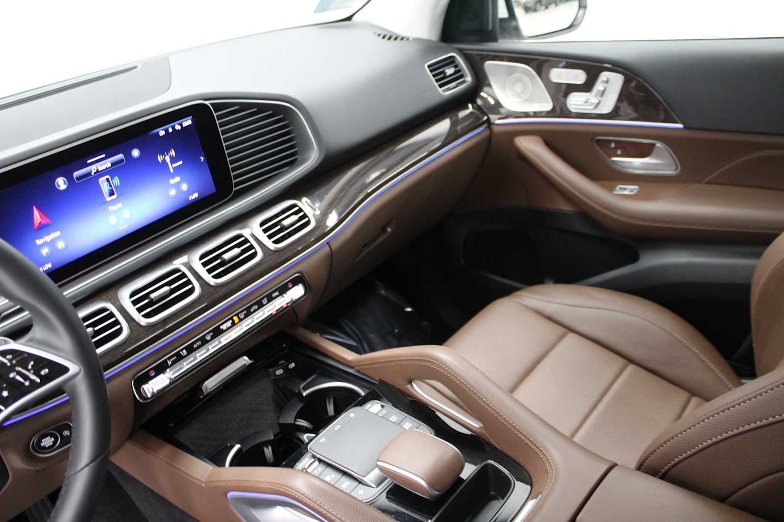 used 2024 Mercedes-Benz GLE 350 car, priced at $59,498