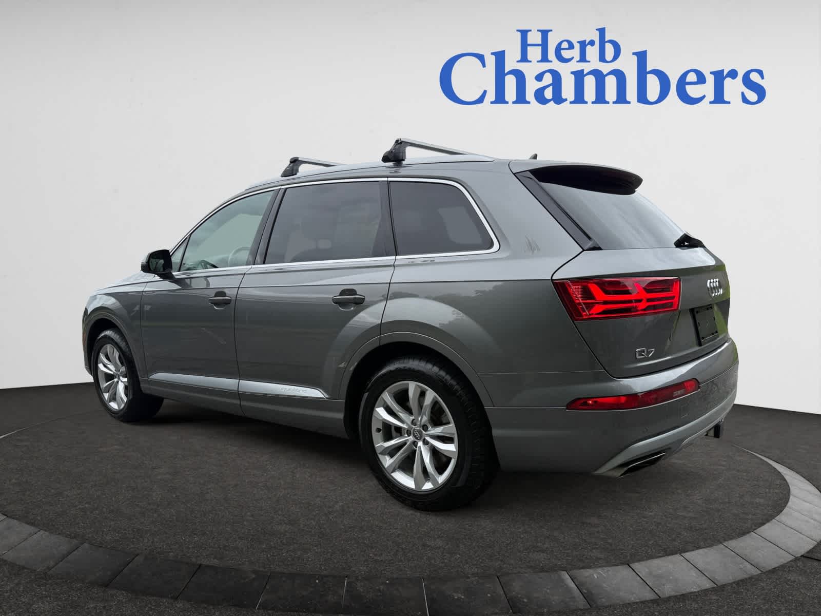 used 2018 Audi Q7 car, priced at $21,488