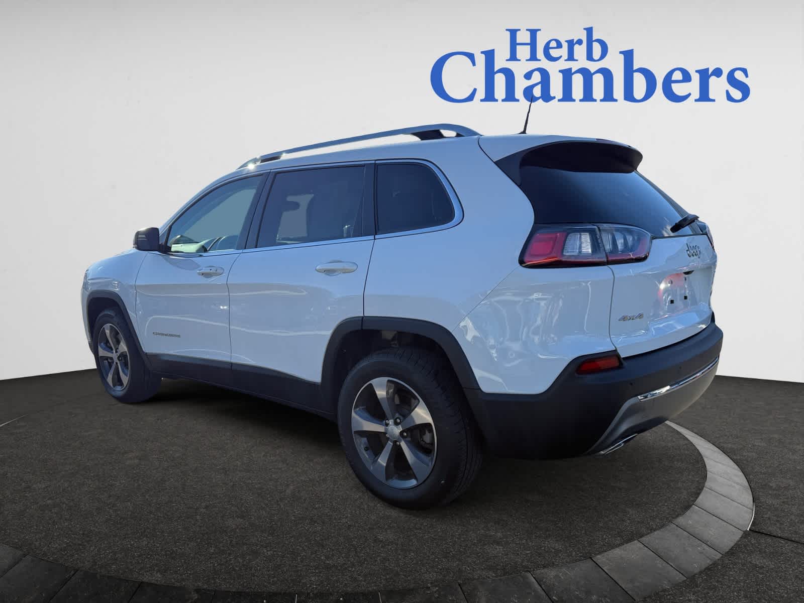 used 2019 Jeep Cherokee car, priced at $19,478