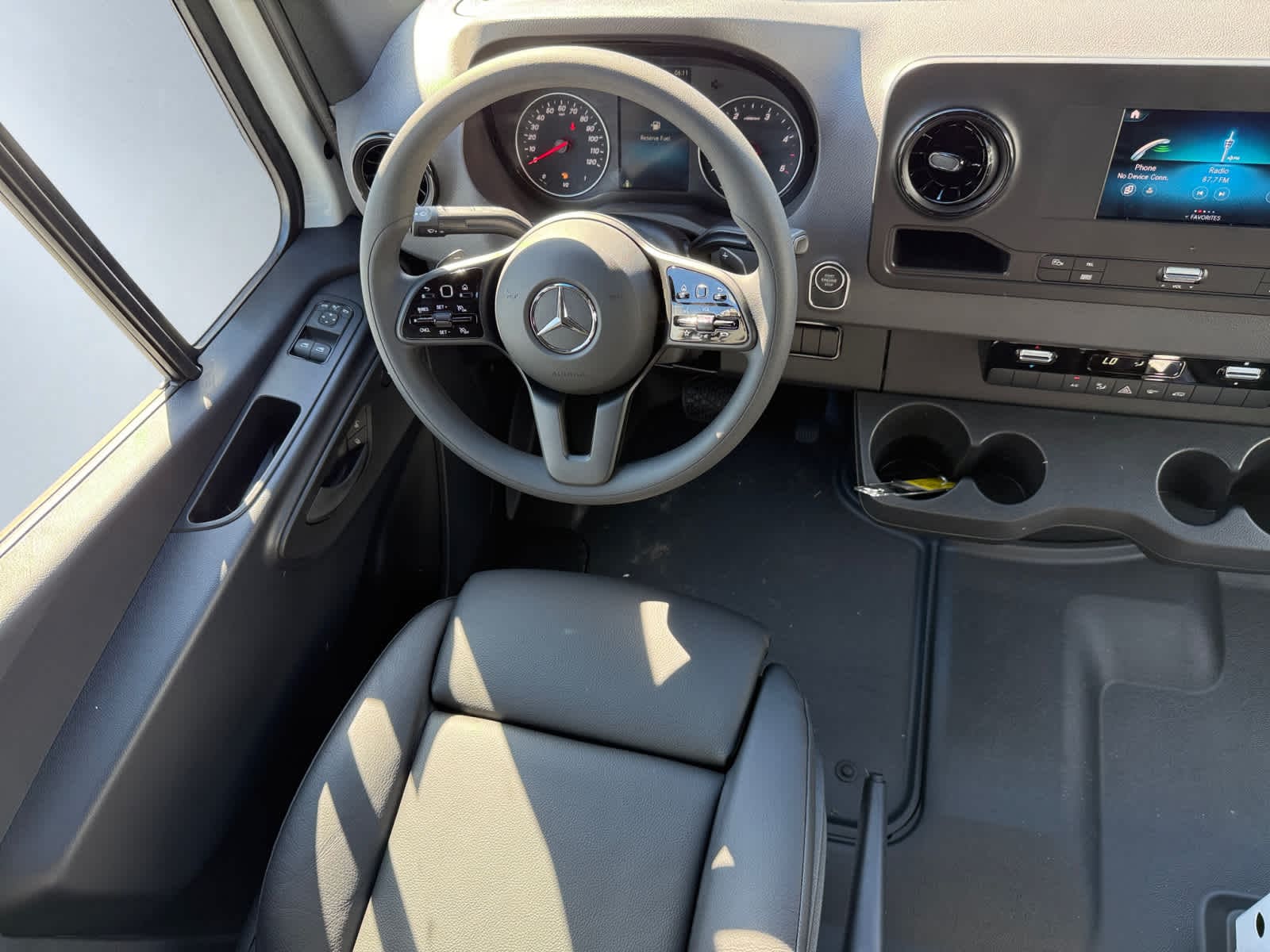 new 2024 Mercedes-Benz Sprinter car