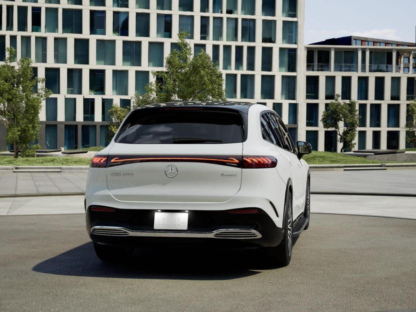 new 2025 Mercedes-Benz EQS 580 car