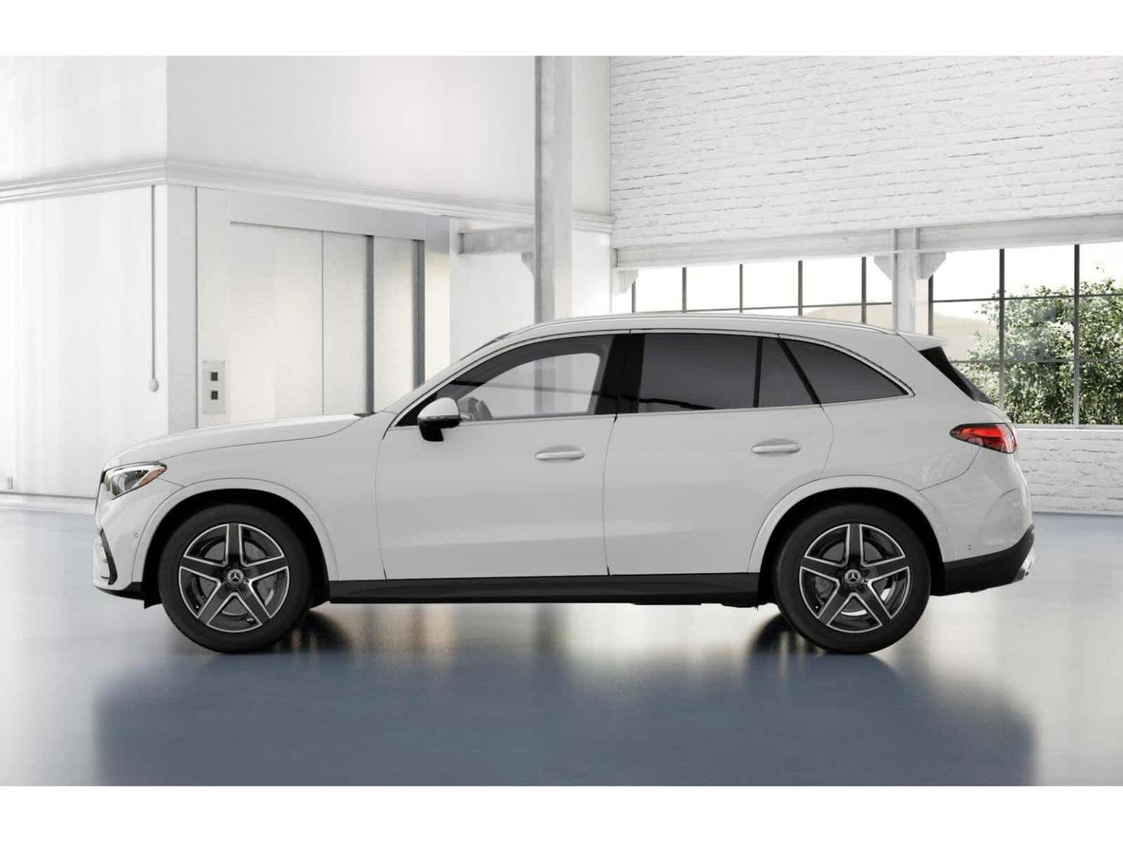 new 2025 Mercedes-Benz GLC 300 car