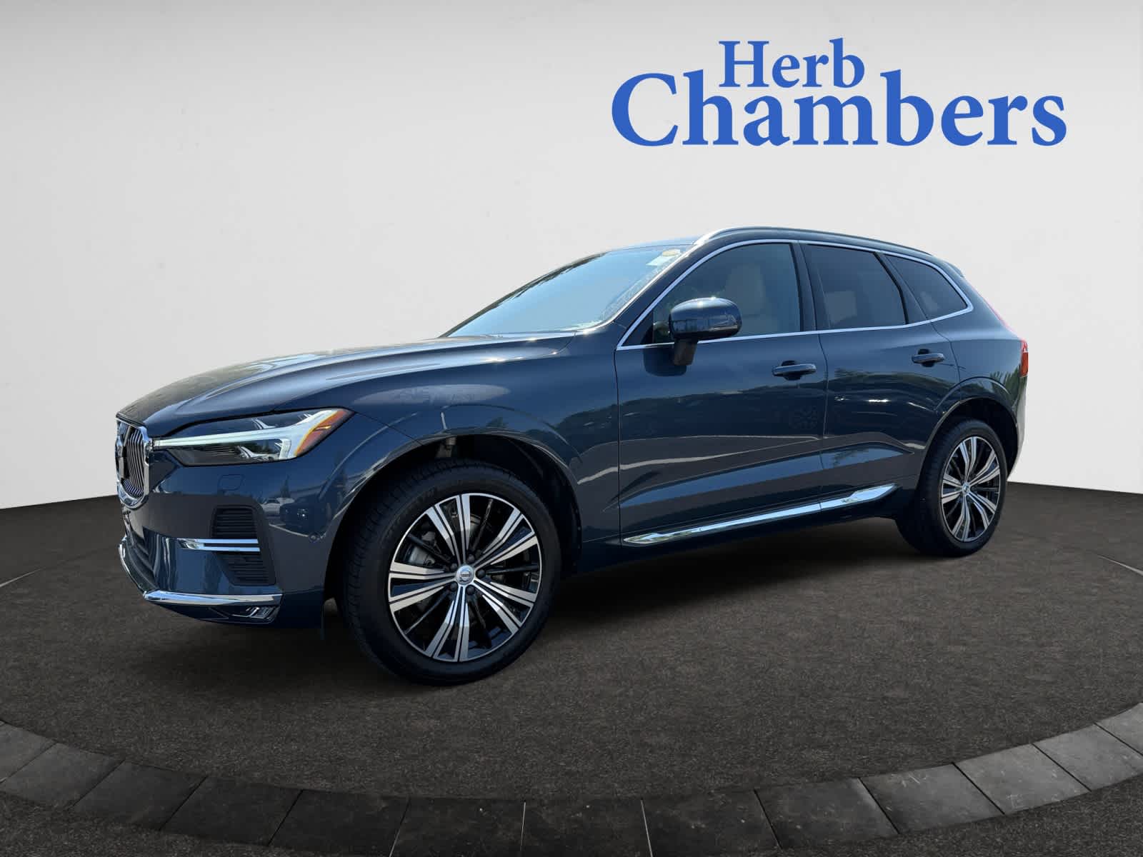 used 2022 Volvo XC60 car, priced at $39,488