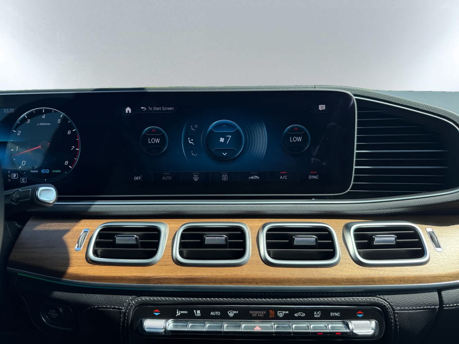 used 2022 Mercedes-Benz GLE 450 car, priced at $53,998
