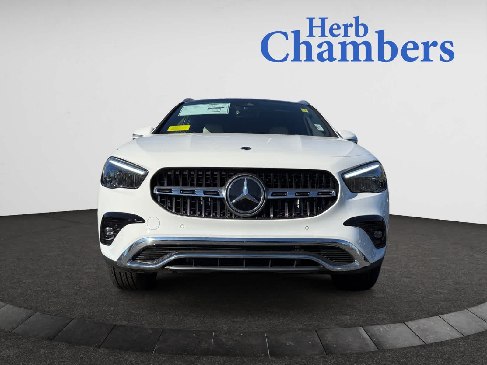 new 2025 Mercedes-Benz GLA 250 car