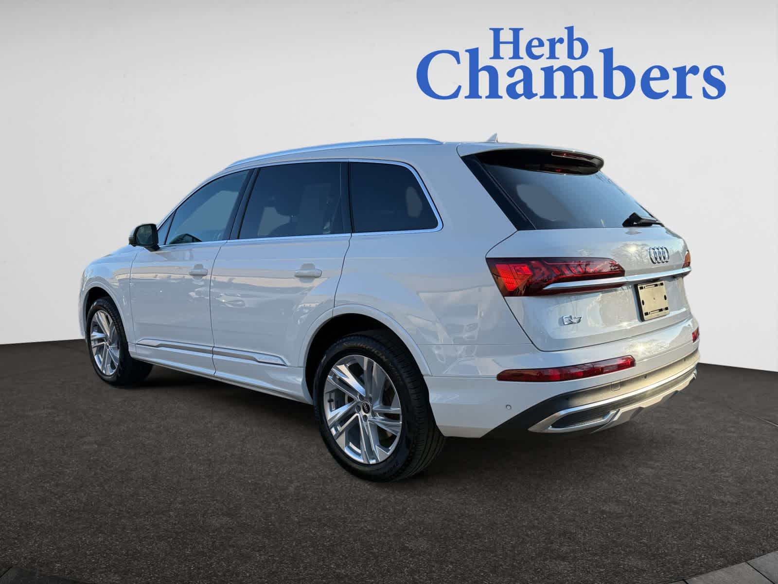 used 2022 Audi Q7 car, priced at $29,998