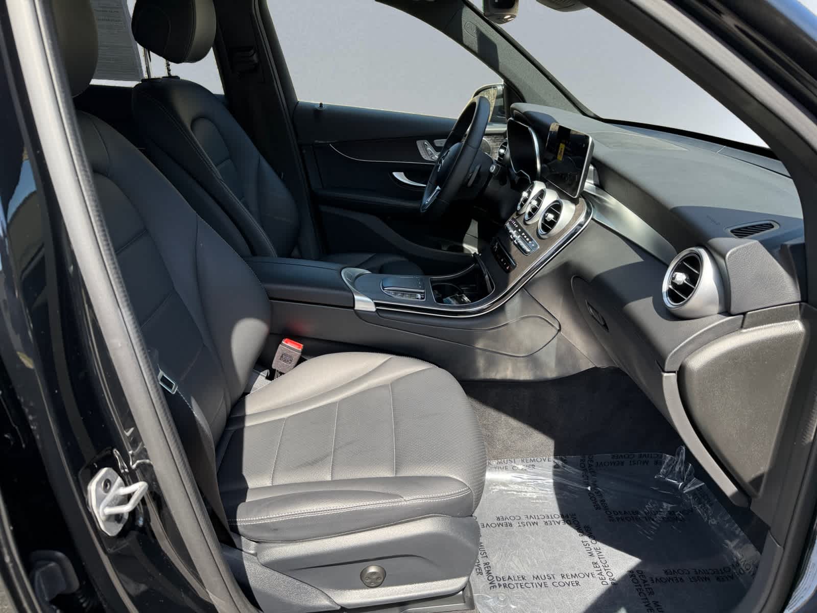 used 2022 Mercedes-Benz GLC 300 car, priced at $35,988