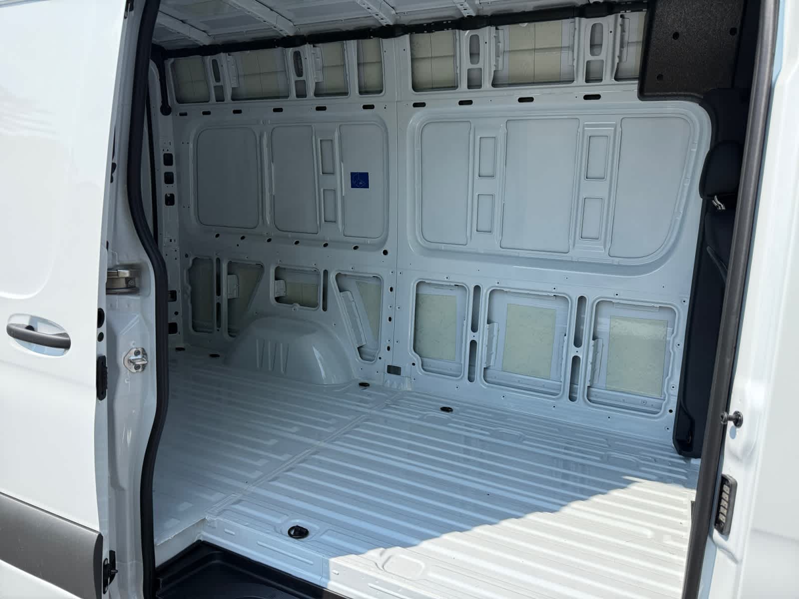 new 2025 Mercedes-Benz Sprinter 2500 car