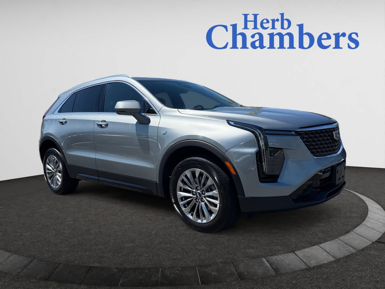 used 2024 Cadillac XT4 car, priced at $37,988
