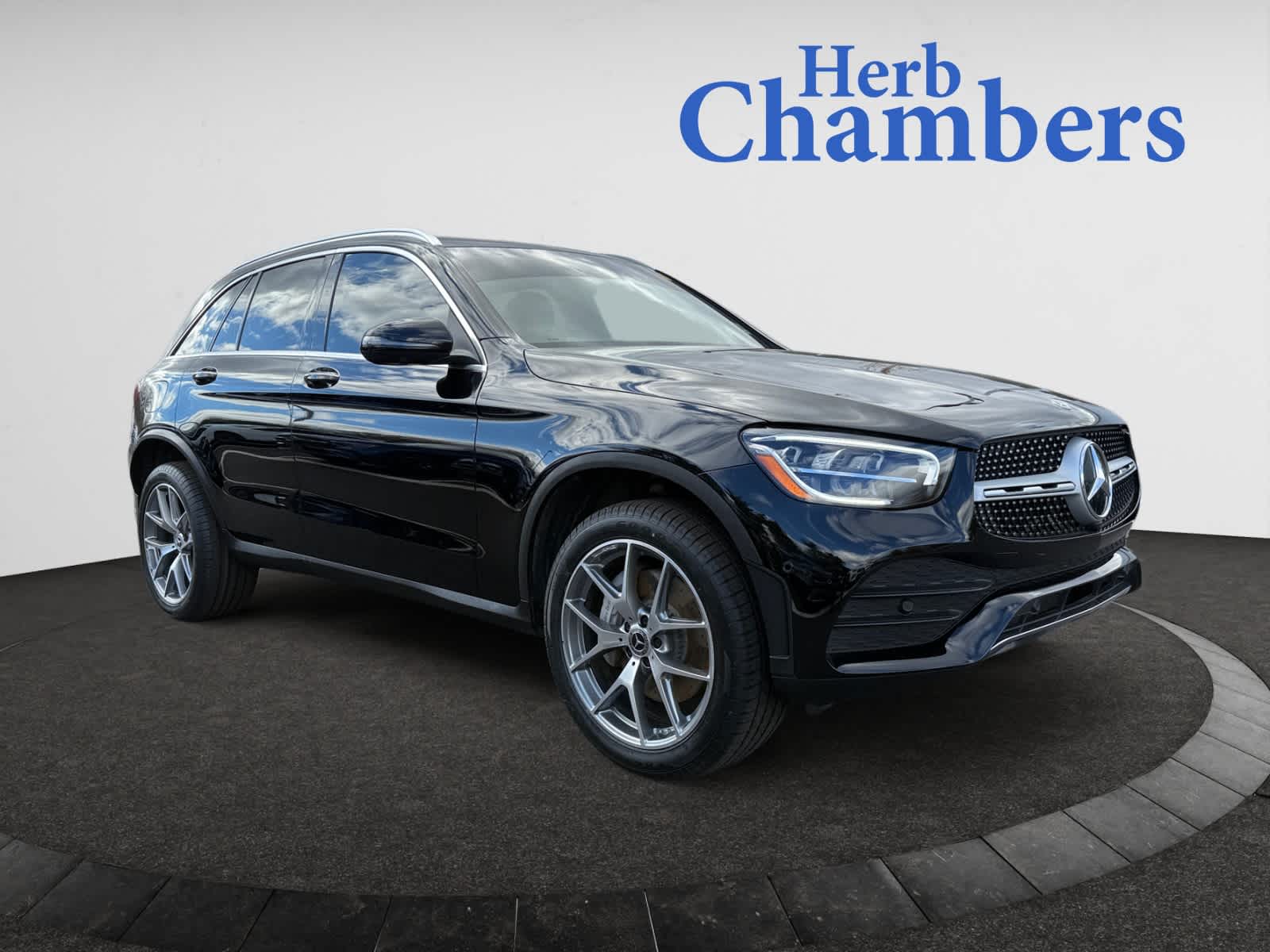 used 2022 Mercedes-Benz GLC 300 car, priced at $35,998