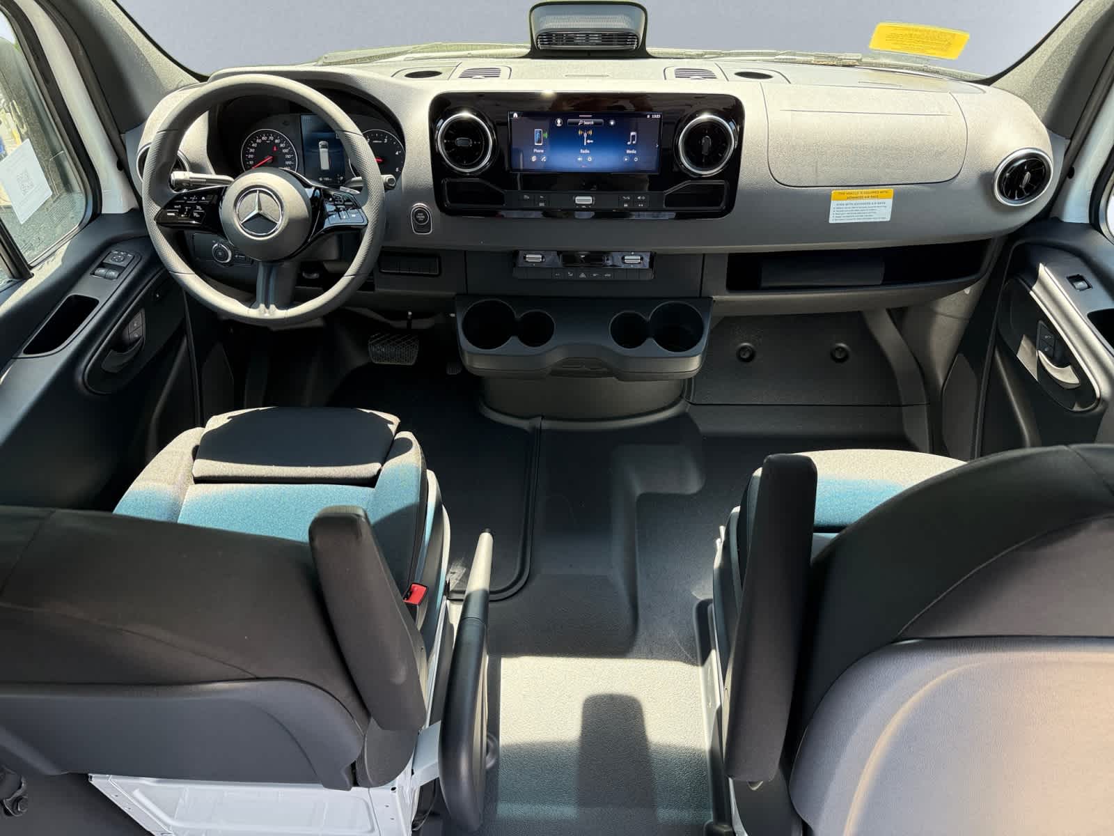 new 2025 Mercedes-Benz Sprinter car