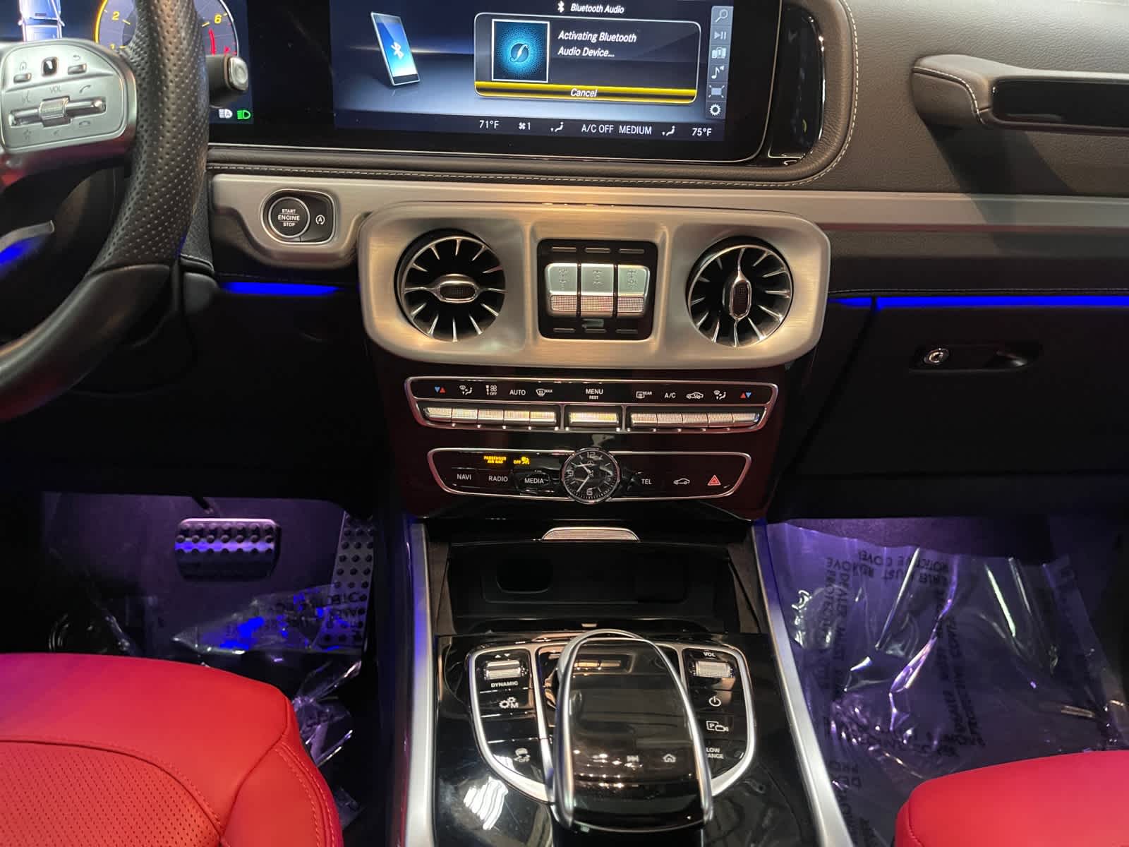 used 2022 Mercedes-Benz G 550 car, priced at $139,998