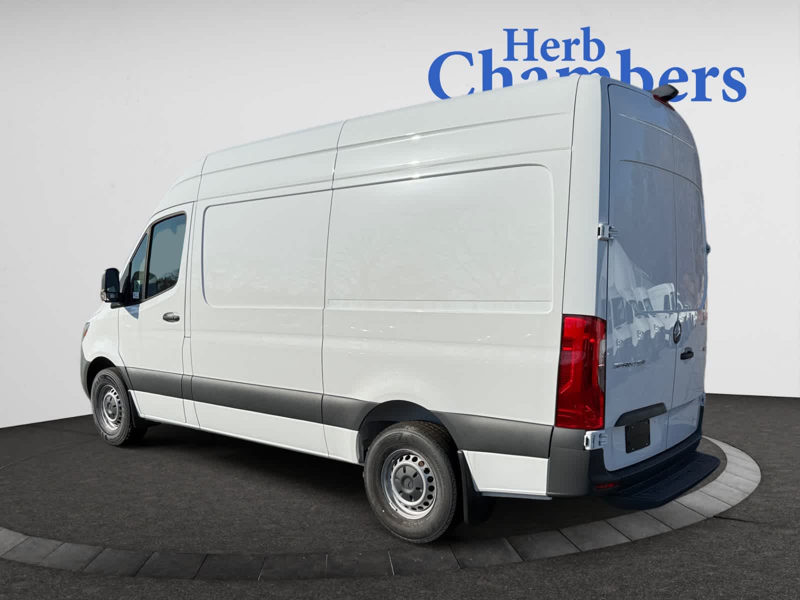 new 2024 Mercedes-Benz Sprinter car