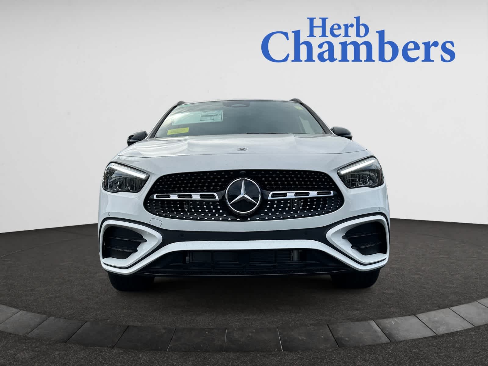 new 2025 Mercedes-Benz GLA 250 car