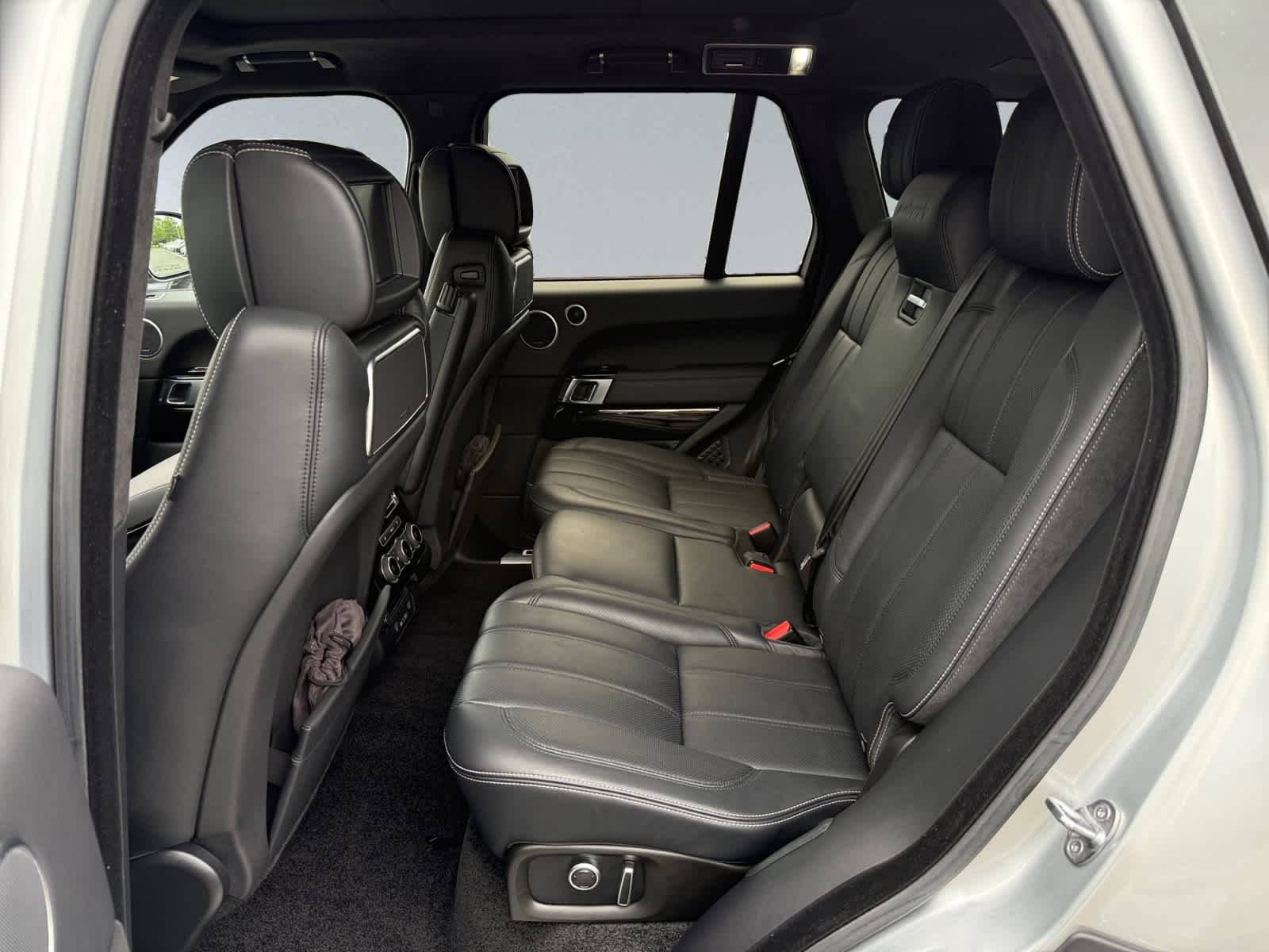 used 2017 Land Rover Range Rover car, priced at $33,998
