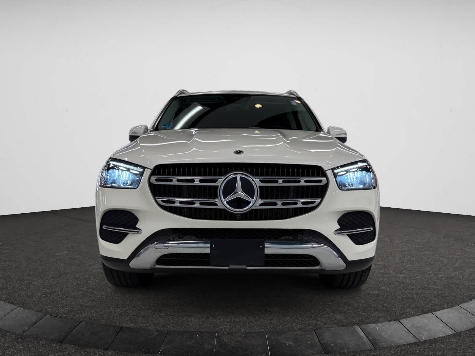 used 2024 Mercedes-Benz GLE 350 car, priced at $59,498