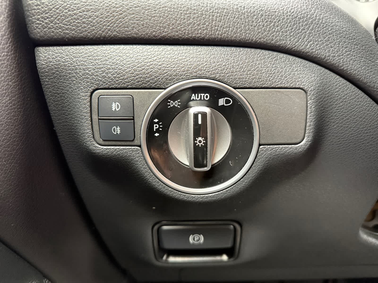 used 2018 Mercedes-Benz GLA 250 car, priced at $16,488
