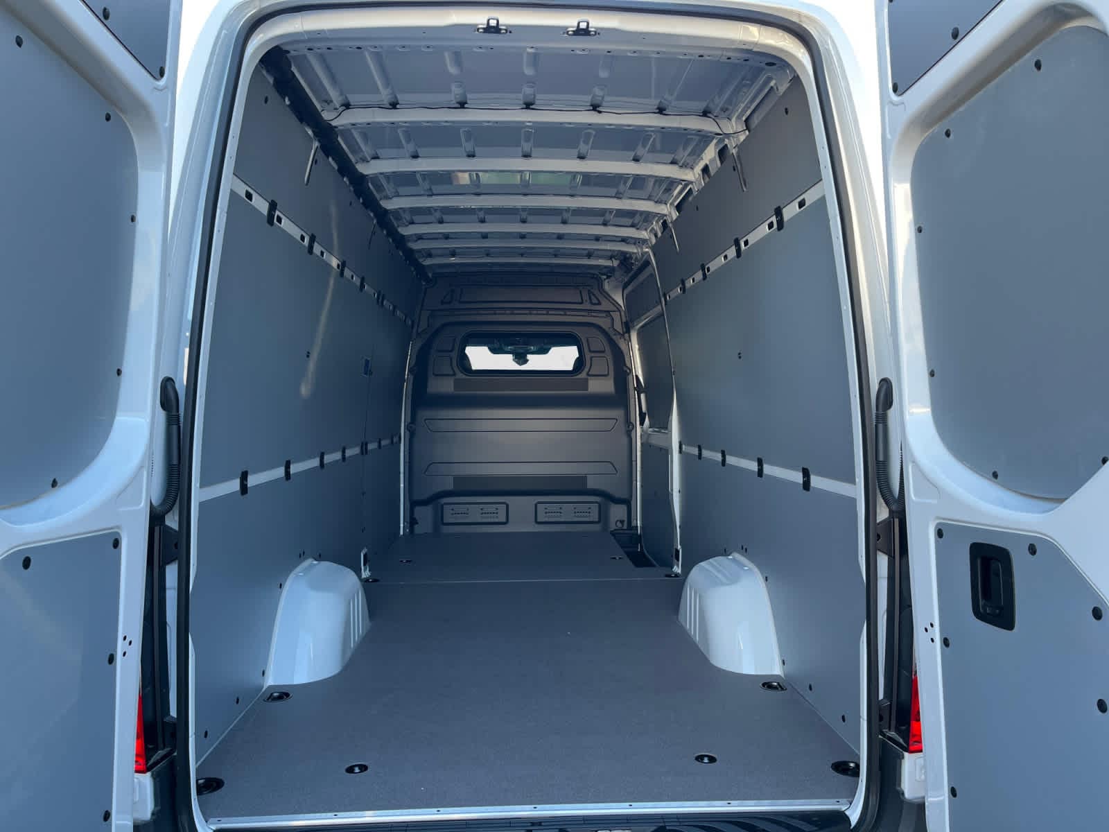 new 2024 Mercedes-Benz Sprinter car