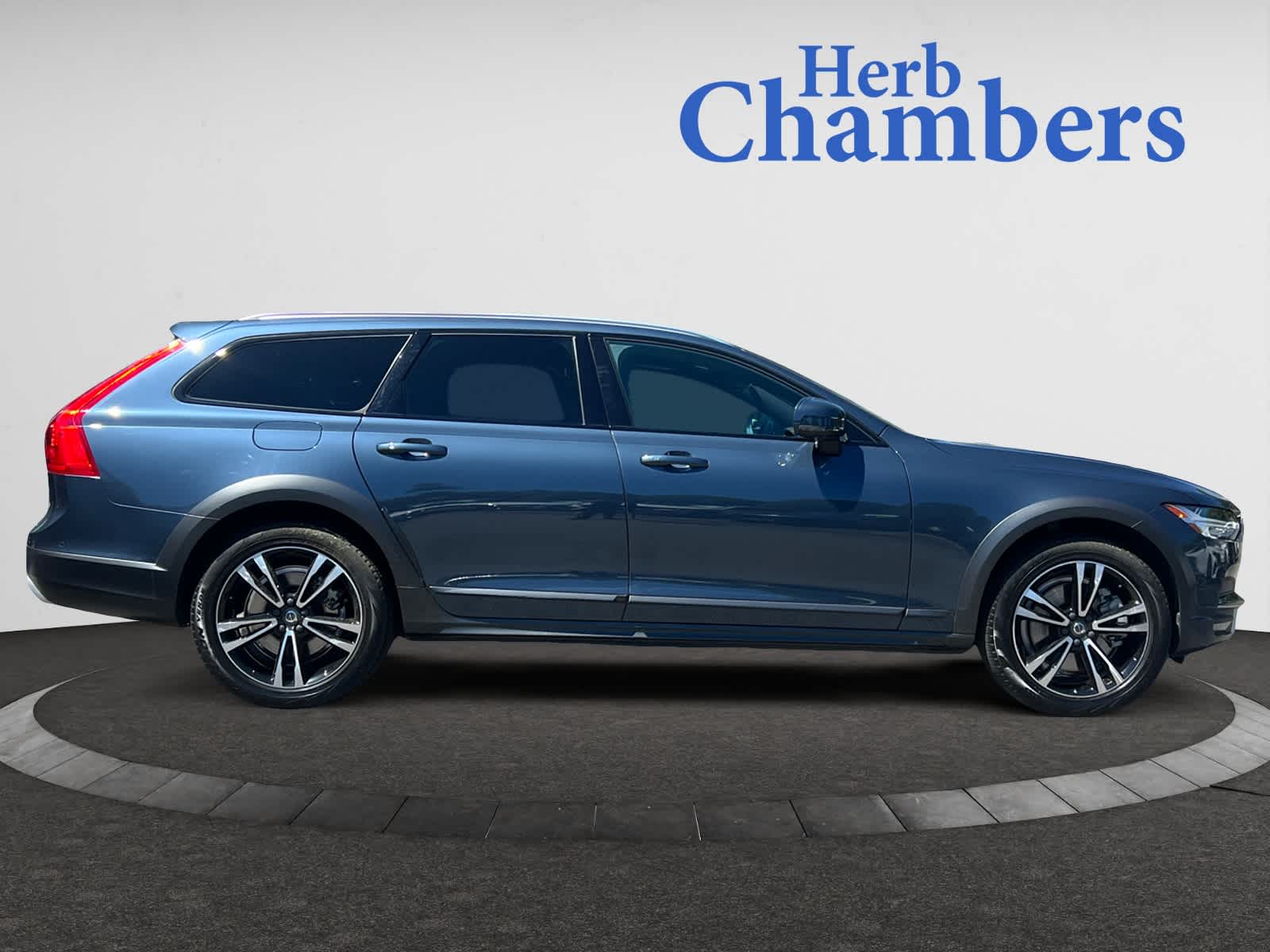 used 2018 Volvo V90 Cross Country car, priced at $25,998