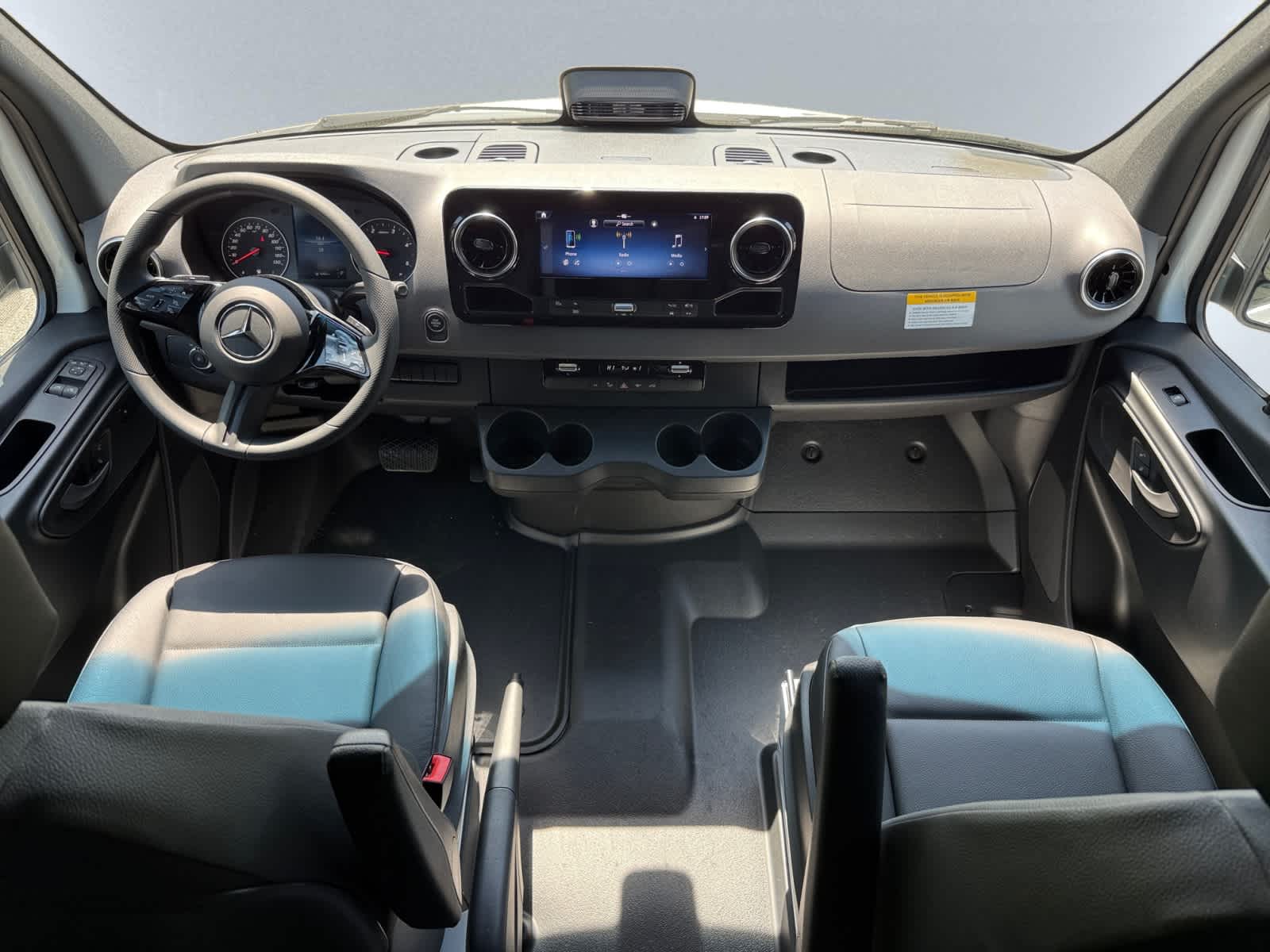 new 2025 Mercedes-Benz Sprinter car