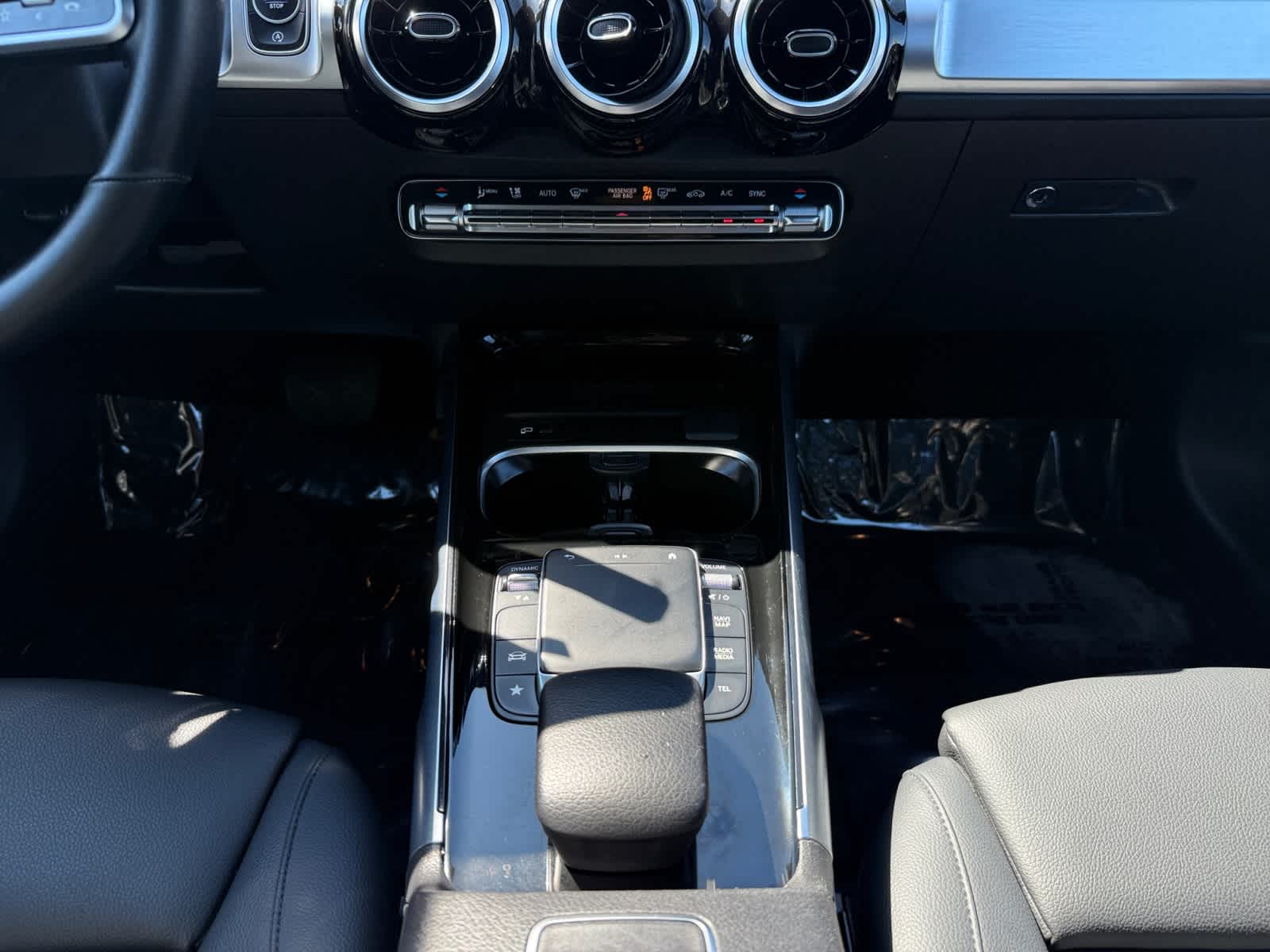 used 2021 Mercedes-Benz GLB 250 car, priced at $31,998